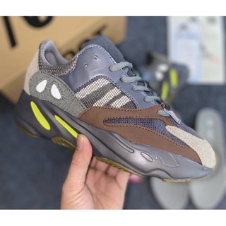 Yeezy Boost700 (size40-45)สีเทา