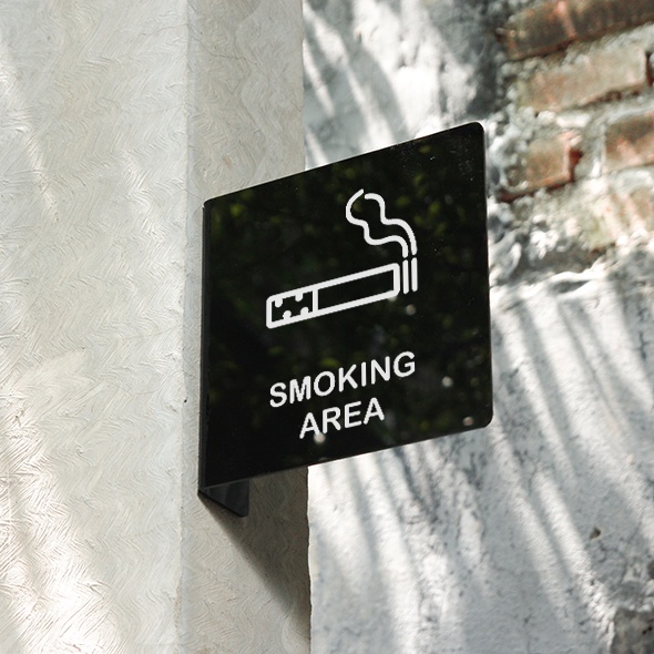 INPI HOUSE Signage Smoking Area - กระดานป้ายพื้นที่สูบบุหรี่ - สี่เหลี่ยม - อะคริลิค 15x15ซม.
