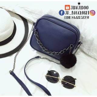 1แถม1 ส่งฟรี!!! กระเป๋าโซ่  คลัช แถมฟรี!! พวงกุญแจปอมๆ Chic Style - Shoulder Bag กระเป๋าสไตล์เกาหลี