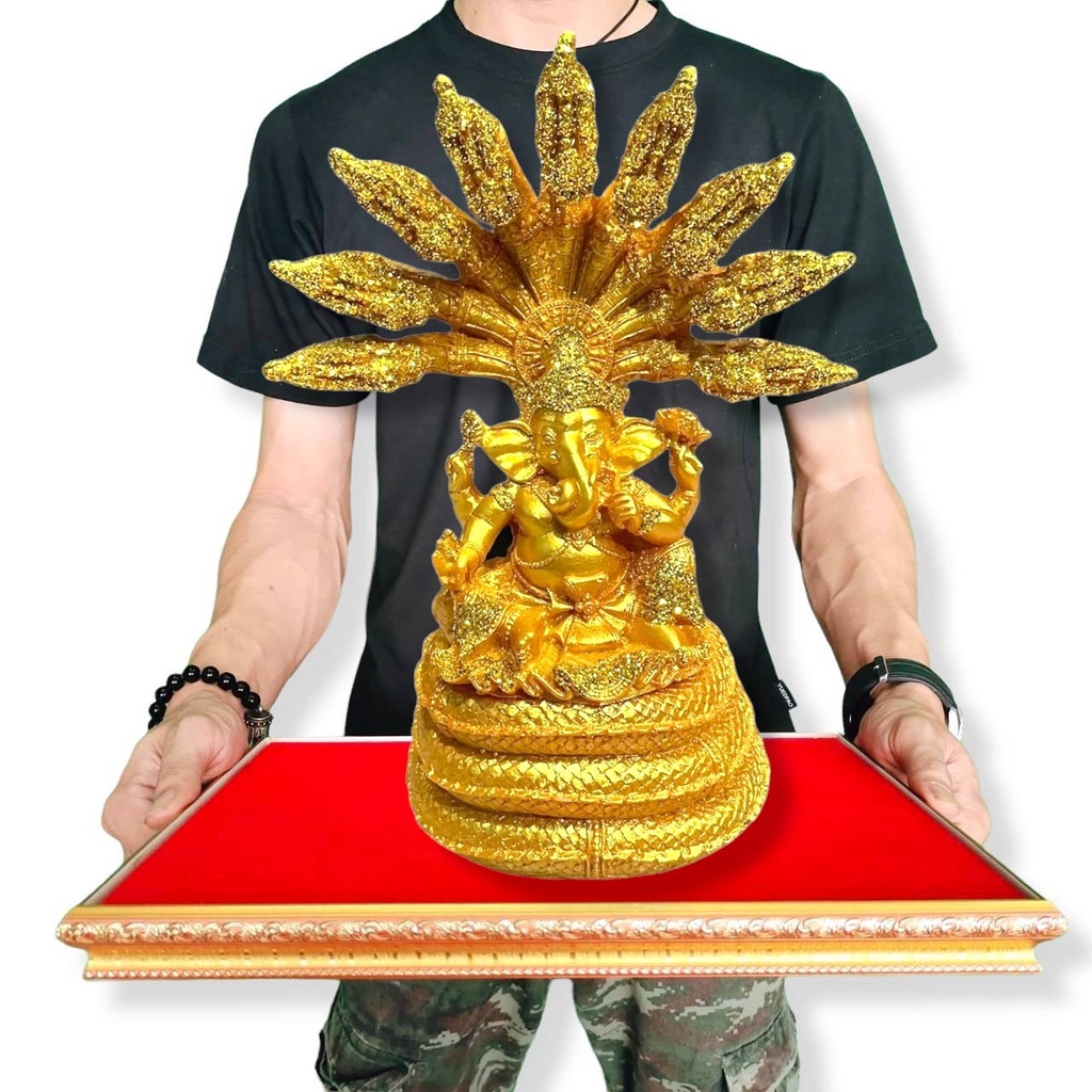 พระพิฆเนศประทับบัลลังก์นาคปรก (กว้าง6นิ้ว สูง9นิ้ว)งานลงสีทอง บูชาเสริมลาภยศสักการะ เสริมโชคลาภเงินทองความสำเร็จ H