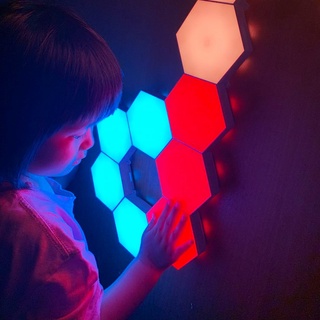 พร้อมส่ง!! Hexagonal Wall Light ไฟหกเหลี่ยมติดกำแพง ไฟรังผึ้ง เปลี่ยนสีได้ set of 3