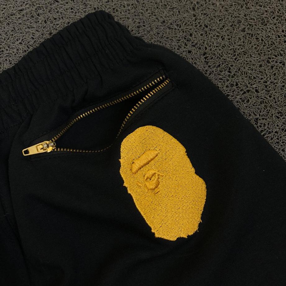 Hitam ดีมาก. กางเกงจ็อกเกอร์ A BATHING APE BAPE GOLD BLACK ของแท้ PREMIUM BESTSELLER