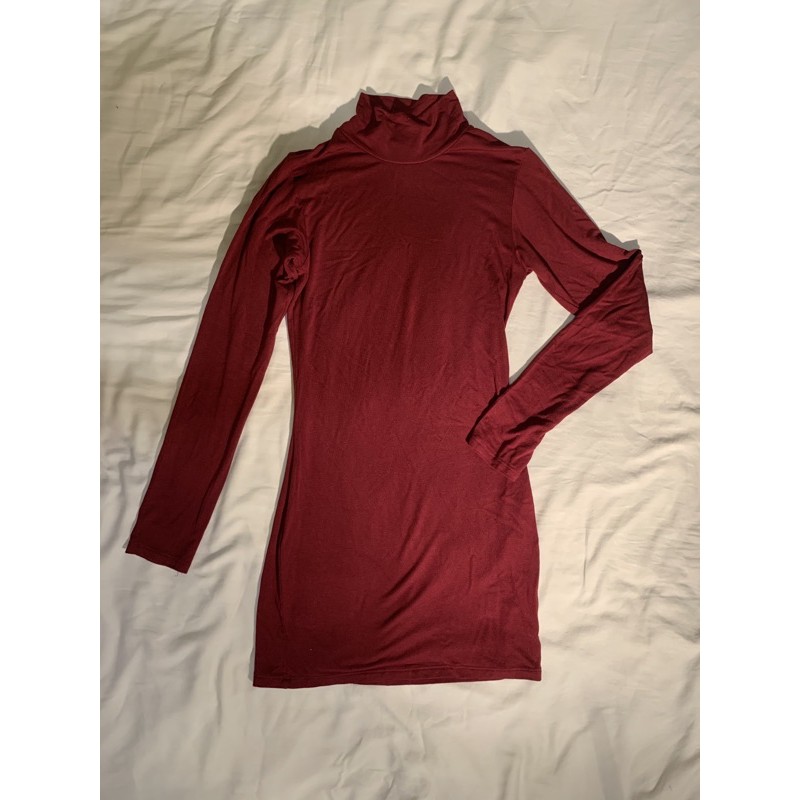 ส่งต่อ WPS เดรสสั้นเข้ารูป คอเต่า สภาพดี