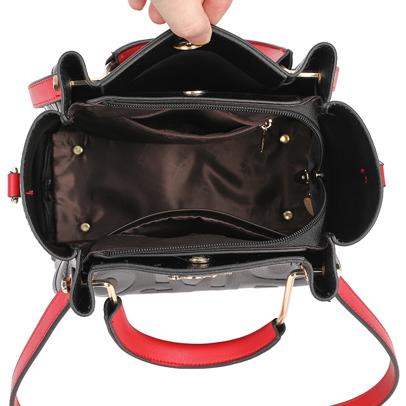 กระเป๋าถือ Mousoon Go Out Messenger Bag ความจุขนาดใหญ่สุทธิสีแดงพร้อมสไตล์ต่างประเทศหนังนิ่มกระเป๋าสะพายนูนกระเป๋าผู้หญิง