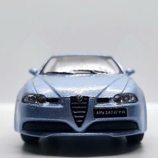 โมเดลรถเหล็ก รถโมเดล รถโมเดลเหล็ก อัลฟ่า โรมีโอ  Alfa Romeo 147 GTA Scale1:32 ความยาวรถ 5 นิ้ว (เท่าฝ่ามือ) งาน Kinsmart