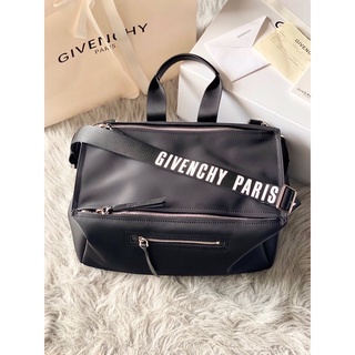 กระเป๋าสะพาย จีวองเช่ Bag Size 38cm