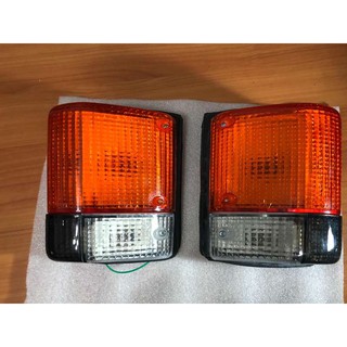 ไฟมุม Isuzu Rocky 24V (1 คู่  ซ้าย+ขวา) ยี่ห้อ THL  ขายราคาพิเศษ ถูกมากๆ