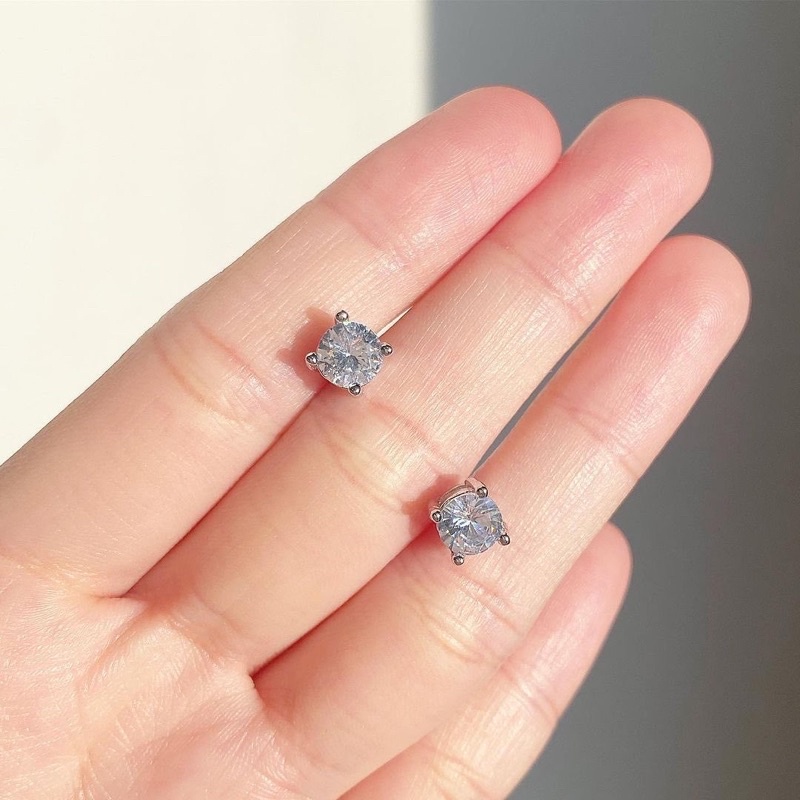 MCbrand.Jewelry🤍 ต่างหูเงินเเท้92.5% รุ่น diamond Cz  ขนาด 4,7 mm✨ใส่ติดตัวได้ ไม่ลอก ไม่แพ้💎มีใบรับประกันเงินเเท้