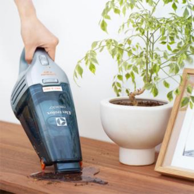 แนะนำ Electrolux เครื่องดูดฝุ่นไร้สาย รุ่น ZB6106WD มือ1