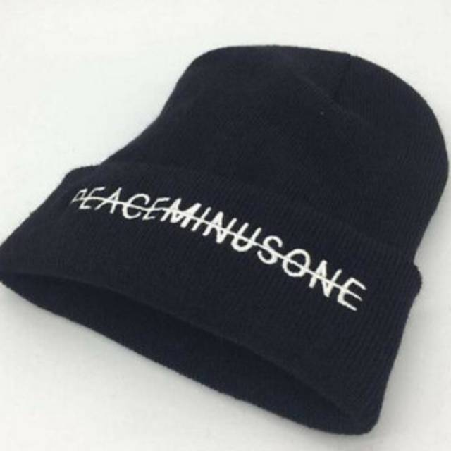 หมวกบีนนี่ Peaceminusone G-Dragon / หมวก