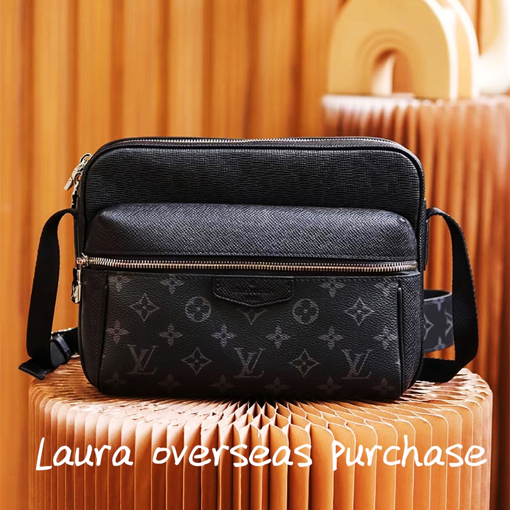 pre order ของแท้ ของใหม่，Louis Vuitton，กระเป๋าแมสเซนเจอร์รุ่น OUTDOOR，crossbody bag，Shoulder Bags，LV
