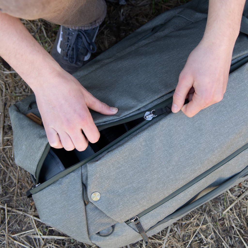 Peak Design Travel Duffelpack 65L กระเป๋าเดินทาง กระเป๋าสะพายหลัง ความจุ 65 ลิตร