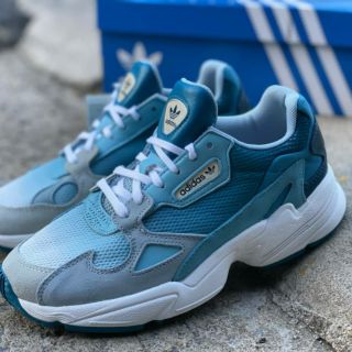 Adidas Falcon
Blue Tint / Light Aqua / Ash Grey