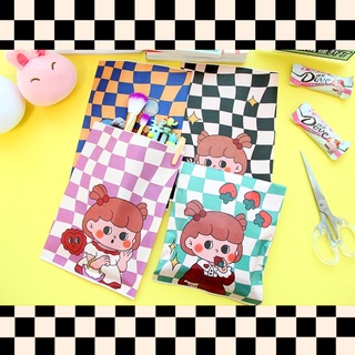 💥พร้อมส่ง💥(PB3)ถุงกระดาษลายตารางพิมพ์รูปการ์ตูนเด็กผู้หญิง
