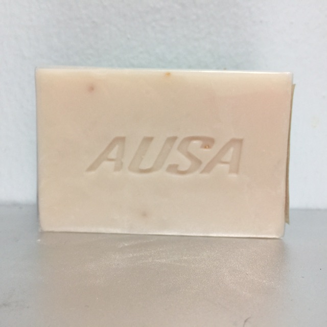 สบู่สมุนไพร AUSA นมข้าว