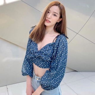 เสื้อแขนยาวทรงโบว์อกหน้า เรียบง่ายน่ารักสีสันสดใส โบว์อกช่วงด้านหน้าทำให้เก็บทรงช่วงหน้าอก