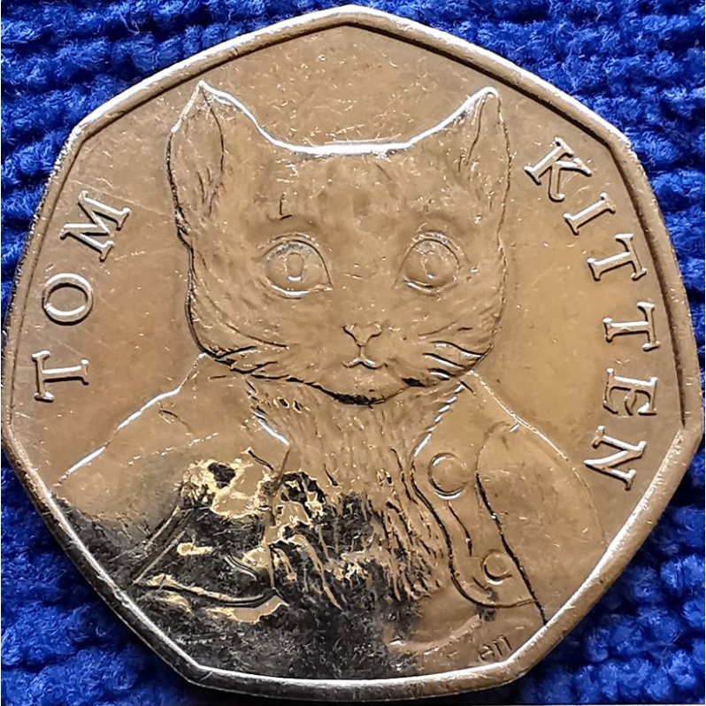 เหรียญ​อังกฤษ​ UK, 50 Pence, (วาระ​ Tom Kitten), ใช้แล้ว,​ #​1333E