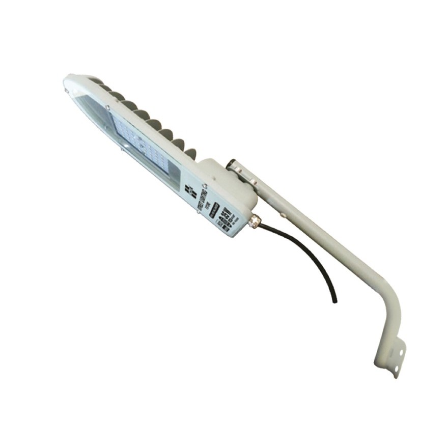 HI-TEK ชุดโคมไฟถนน LED ECO Series 35 วัตต์