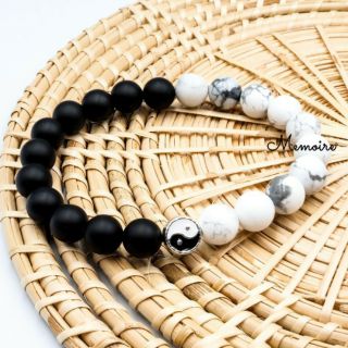 กำไลข้อมือหินนำโชคแท้ Onyx Howlite ร้อยแบบหยิงหยาง