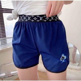 **พร้อมส่ง** กางเกงขาสั้น L V งานน่ารัก