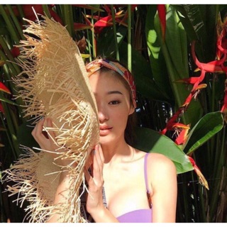 Novelty beach raffia hat