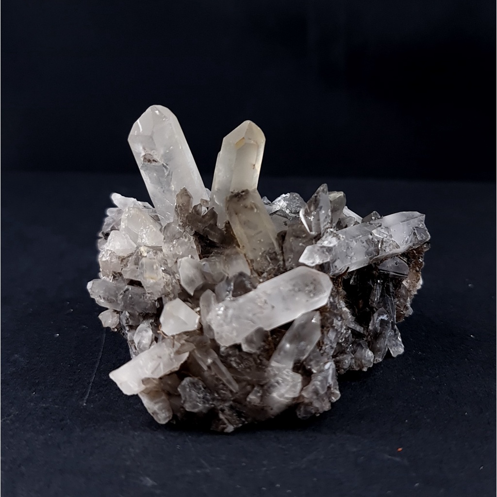 เลเซอร์คริสตัลหวี Smoky Quartz Cluster