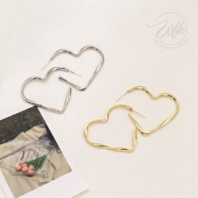 WFH ต่างหูผู้หญิง ต่างหูขอบเกลียวรูปหัวใจ ต่างหูมินิมอล สีทอง สีเงิน FE122