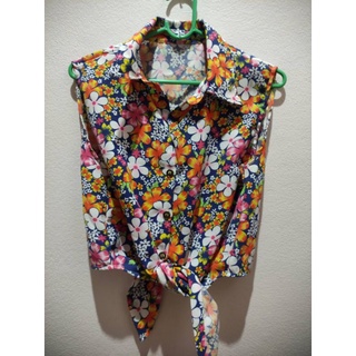 เสื้อผูกเอวแขนกุดลายดอก