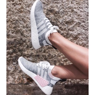 รองเท้า Adidas NMD R2 PK (BY9520) สีเทา/ขาว ปลั๊กชมพูววว