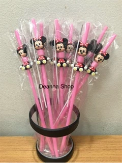 หลอดดูดน้ำลายการ์ตูน สามารถใช้กับแก้วขนาด 20 ถึง 40 ออนซ์ ได้เลยคะ ล้างทำความสะอาดง่ายมากๆ แถมแปรงล้างในตัว