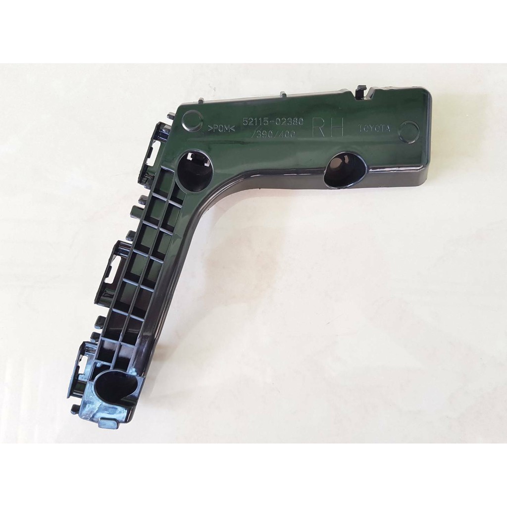 พลาสติกยึดปลายกันชนหน้า TOYOTA  ALTIS  ปี2018-2019   ข้างRH(ขวา)   อันละ280บาท