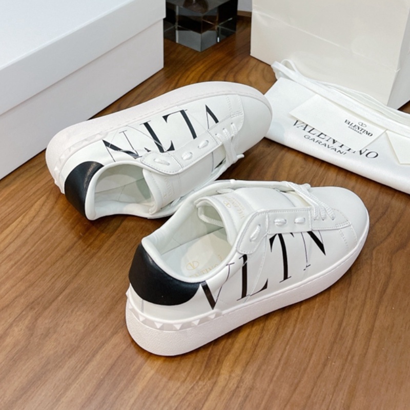 Valentino รองเท้าผ้าใบผู้หญิงแบน Lace-Up แฟชั่นเกาหลีรุ่นของแท้หนังรองเท้าผู้หญิง