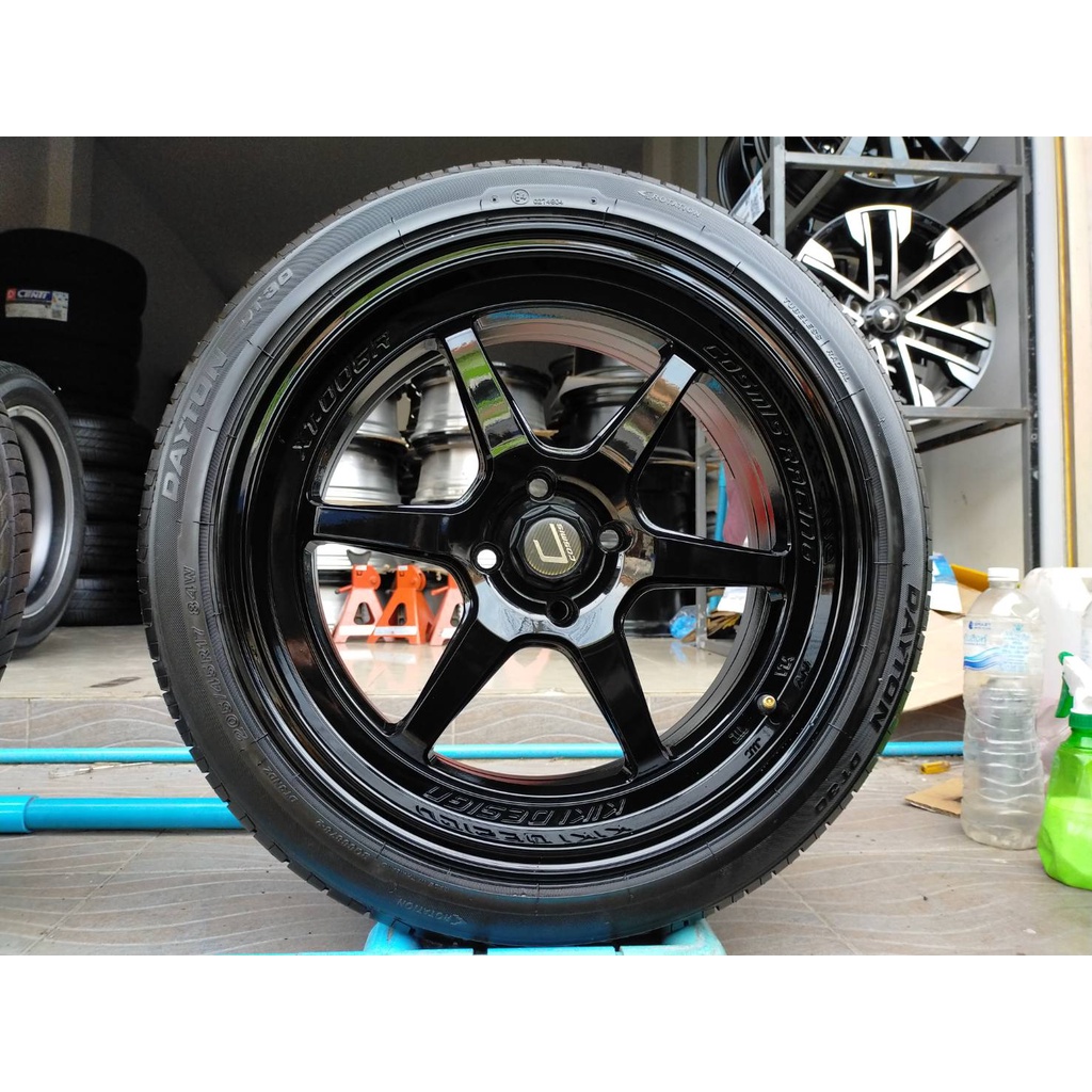 แม็กcosmisแท้ ขอบ17 สีอบpowder พร้อมยางเดตั้น 205 45 17 ปี21 ใส่อีโคคาร์ได้ทุกรุ่น ที่เป็น4รู100