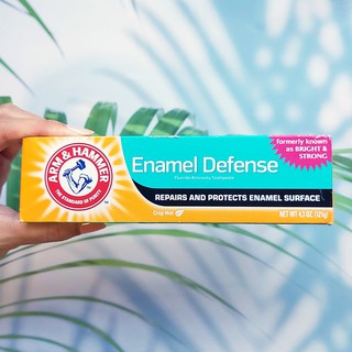 39% Off ราคา Sale โปรดอ่าน Exp:10/2022 ยาสีฟัน ฟลูออไรด์ Enamel Defense Toothpaste Crisp Mint 121g (Arm &amp; Hammer®)