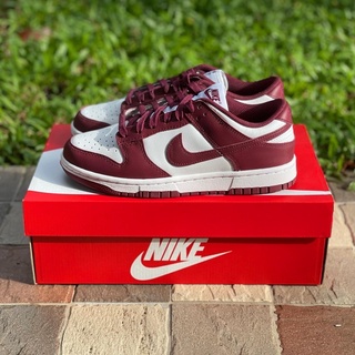 (สินค้าพร้อมจัดส่ง) Nike Dunk Low ‘Team Red’