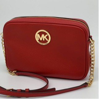 กระเป๋า MICHAEL KORS  ของแท้ รุ่น Fulton Large Pebbled Leather Camera Bag สีแดง ของใหม่