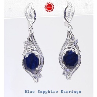 ต่างหู ไพลินเจียรไน รูปไข่ (Blue Sapphire) ขนาดพลอย 8 มม. น้ำเงินเข้มๆตัวเรือนเงินแท้ 925