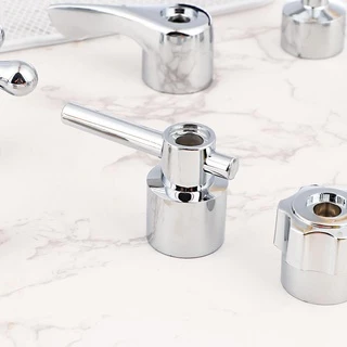 จัดส่งจากประเทศไทยSUPE 1 ชิ้นสามเหลี่ยมวาล์วลูกบิด Core Handwheel Faucet Switch Handle Small Spout