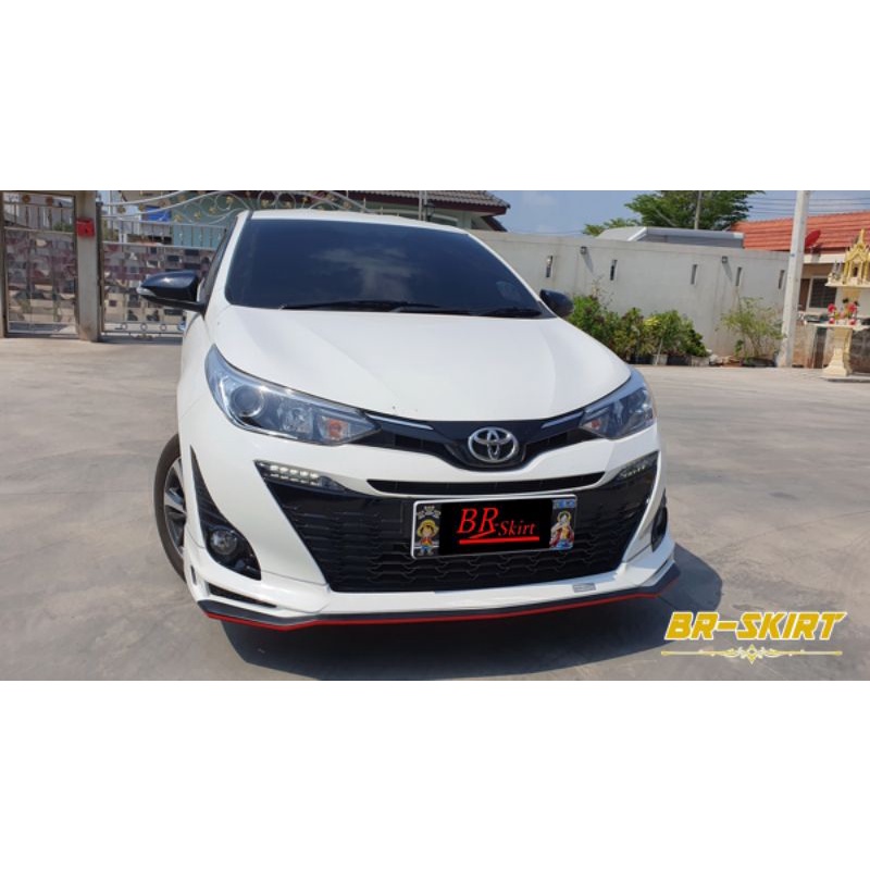 ♦️ชุดแต่งสเกิร์ต Yaris Hatchback 2017-2019 ทรง Drive68