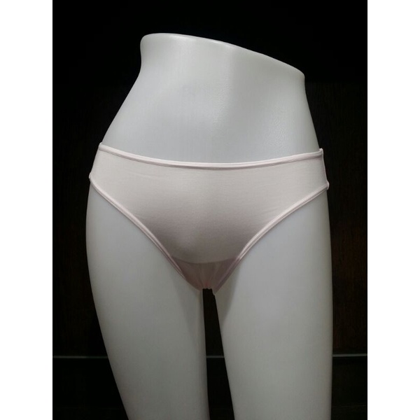 [ผ้านิ่มมาก Micro Modal] Wacoal Bikini Panty กางเกงใน รุ่น W62Y04