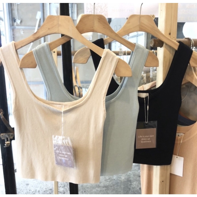 เสื้อกล้าม ครอป ผ้านิ่ม AS studio สีครีม