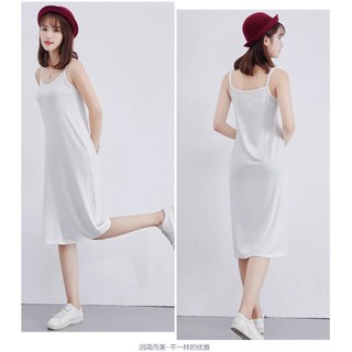 ชุดเดรสสายเดี่ยวสีขาวสำหรับฤดูร้อนสำหรับผู้หญิง