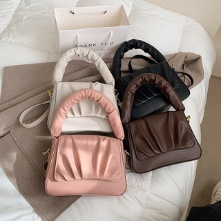 พร้อมส่ง Abbi bag กระเป๋าถือ ทรงน่ารัก มีสายสะพายยาว กระเป๋าสะพายข้าง กระเป๋าหนัง