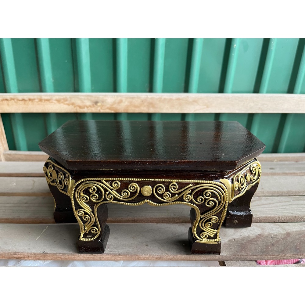 ฐานพระไม้สัก สีไม้โอ๊ค เข้ามุม3ขนาด เดินเส้นทอง ขาสิงห์ ฐานรองพระ ตั้งโต๊ะทำงาน แท่นวางพระ ฐานวางพระ ฐานตั้งบูชาพระ - รูปที่ 6