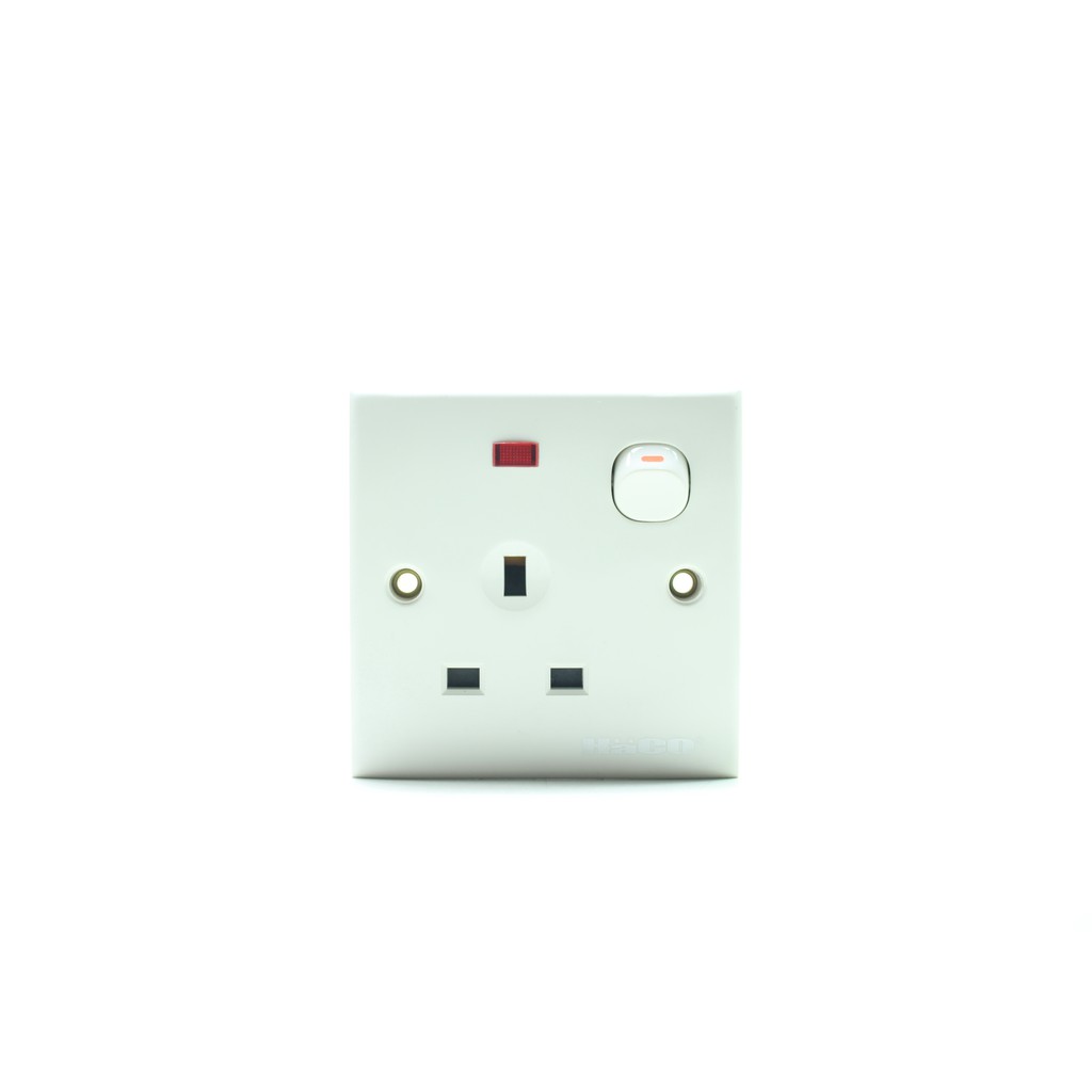 HACO E811N/9H/13 เต้ารับเดี่ยว 3 ขาแบน ควบคุมด้วยสวิทช์ พร้อมไฟสัญญาณ 13A 250V