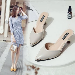 Charming missx รองเท้าส้นสูง ปักหมุดรอบด้านข้าง ส้นรูปหัวใจ BR165