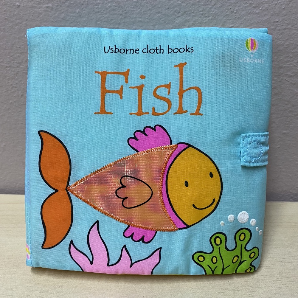 หนังสือผ้า หนังสือสำหรับเด็ก Usborne cloth books 'Fish' เกี่ยวกับปลา