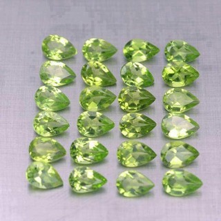 เพอริดอท ( Natural Peridot ) ขนาด 6x4 mm. #วัดไซส์เท่ากันทุกเม็ดค่ะ #สีธรรมชาติ #ดิบจากธรรมชาติ ( 1 ชุด มี 10 กะรัตค่ะ )