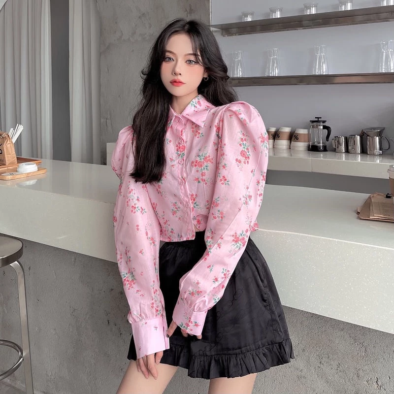 เสื้อผู้หญิงแขนยาว ลายดอกไม้ ปกเสื้อหลวม ทรงสั้น thumbnail 4