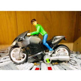 Ben 10 Alien Swarm Cycle With Figure (loose)